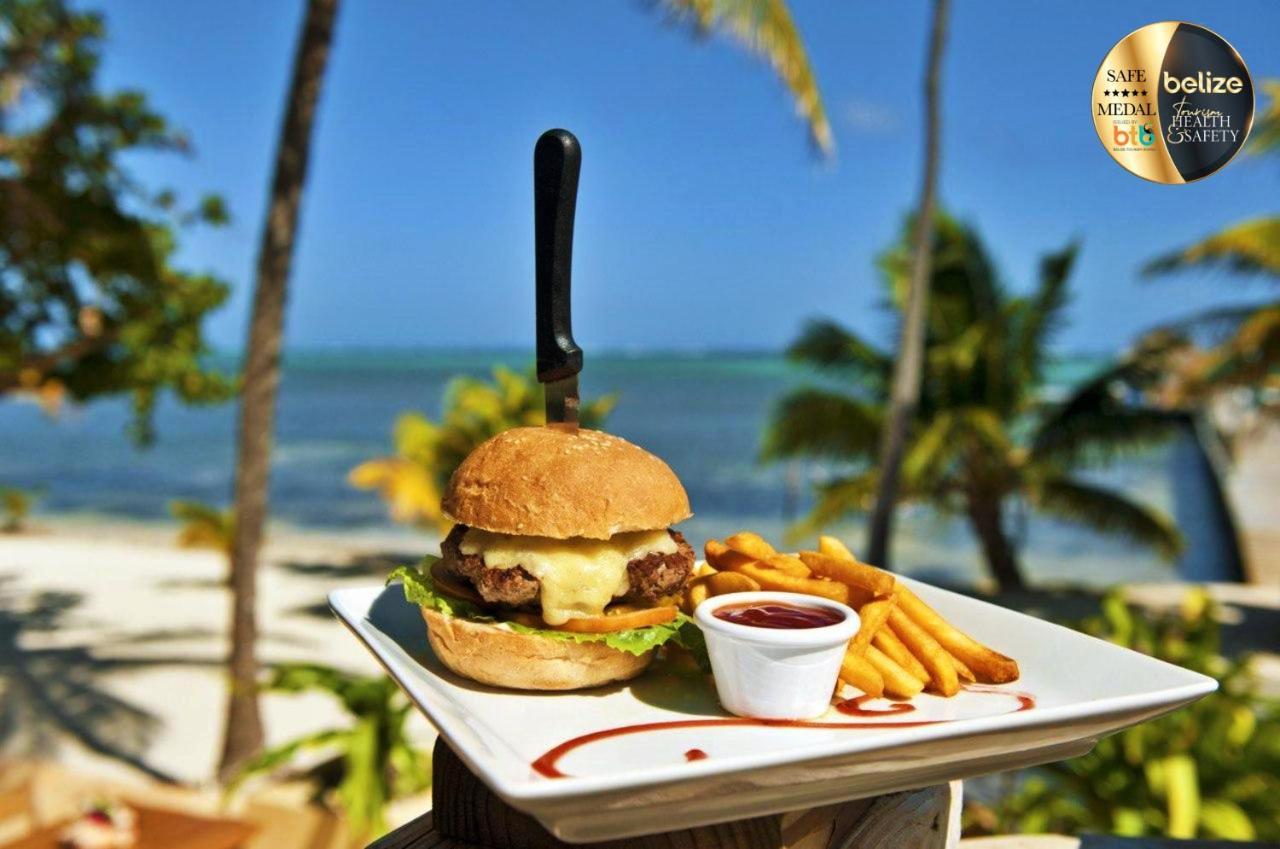 סן פדרו Portofino Beach Resort-An Authentic Island Escape! מראה חיצוני תמונה