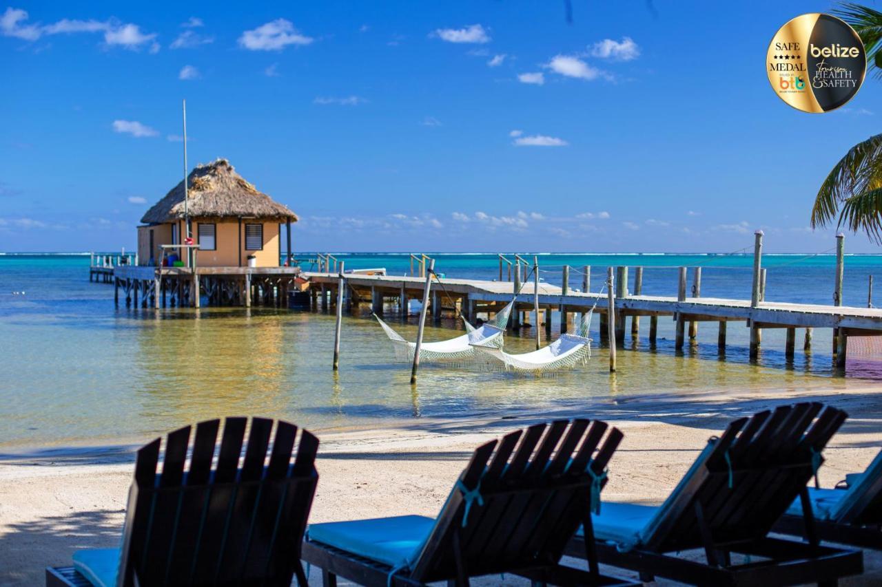 סן פדרו Portofino Beach Resort-An Authentic Island Escape! מראה חיצוני תמונה
